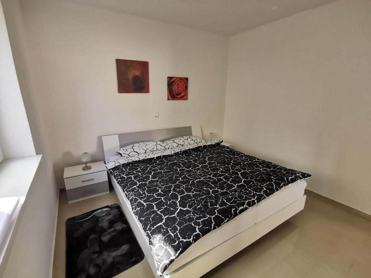 Neue Bungalow Ferienwohnung 安斯巴赫 外观 照片